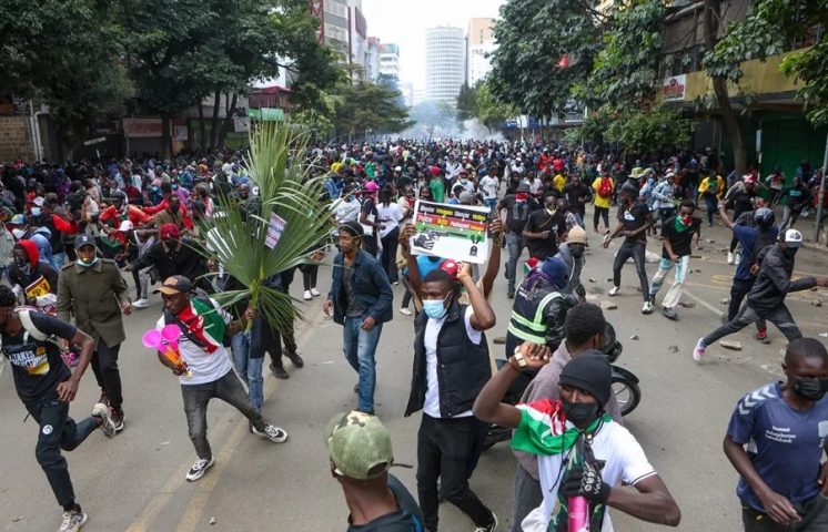El ministro del Interior de Kenia afirma que las protestas fueron una intentona golpista
