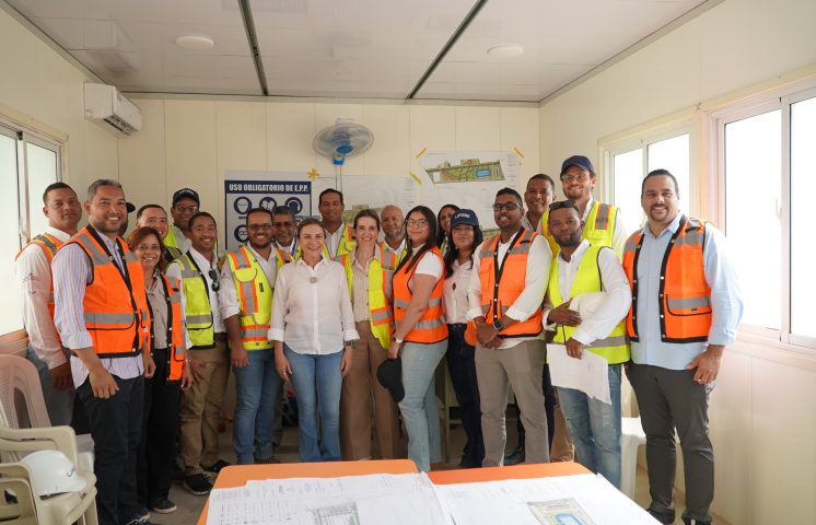 Supervisan construcción del Malecón Deportivo y del Paseo 30 de Mayo