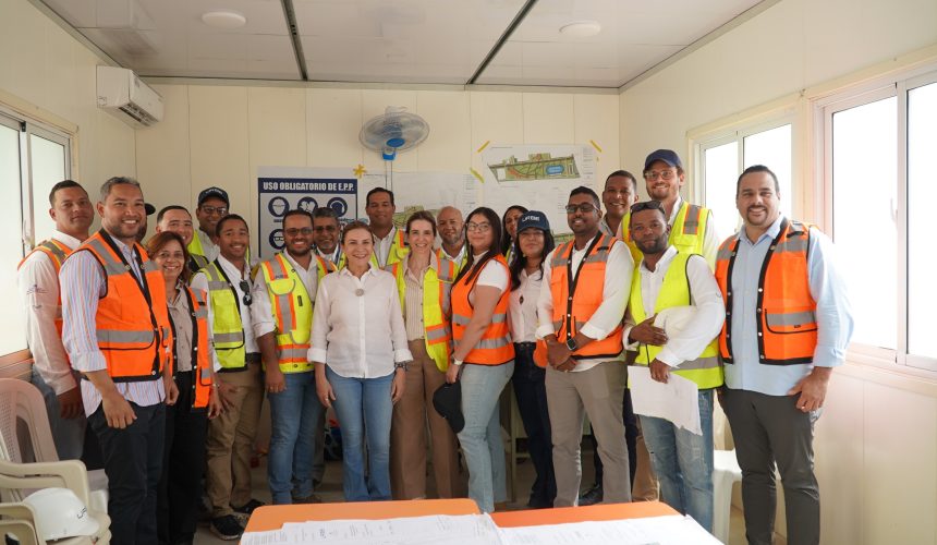 Supervisan construcción del Malecón Deportivo y del Paseo 30 de Mayo