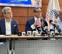 Intervienen 13 tiendas en la Duarte por inseguridad y violaciones a derechos laborales