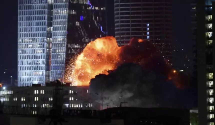 Irán lanza tercera ofensiva con misiles contra Israel; reportan impactos en Tel Aviv y Jerusalén