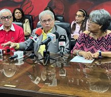 CMD dice Gobierno no ha aumentado salarios a médicos pensionados