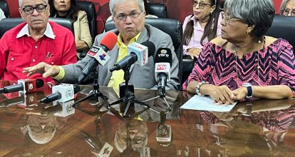 CMD dice Gobierno no ha aumentado salarios a médicos pensionados