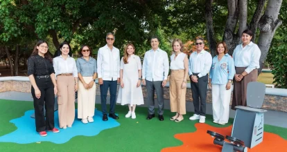Instalan nuevas máquinas de ejercicios en el Mirador Sur, como parte de plan de revitalización