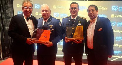 Escuelas Vocacionales del Ministerio de Defensa ganan máximo galardón de los Premios Latam Digital 2025