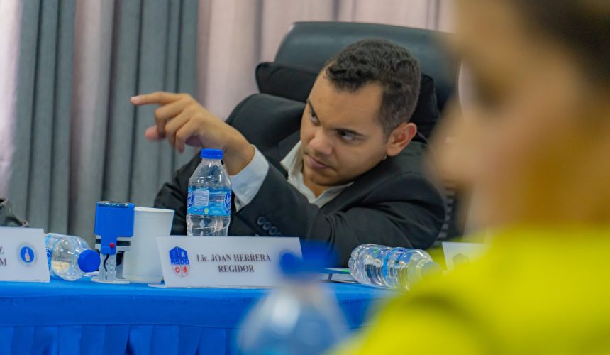 Regidores PRM ASDO rechazan evento en escuela donde se llevó a una charla creadora contenido para adultos