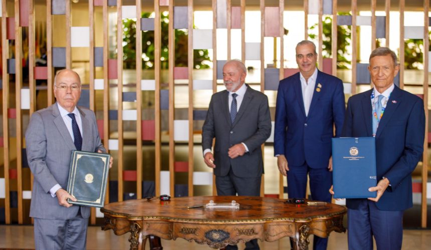 RD y Brasil firman dos acuerdos para mejorar la gestión pública y fortalecer la formación del personal diplomático de ambos países