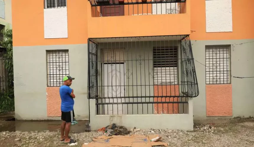 Mujer convivió más de 15 días con el cadáver de su hermano en San Cristóbal