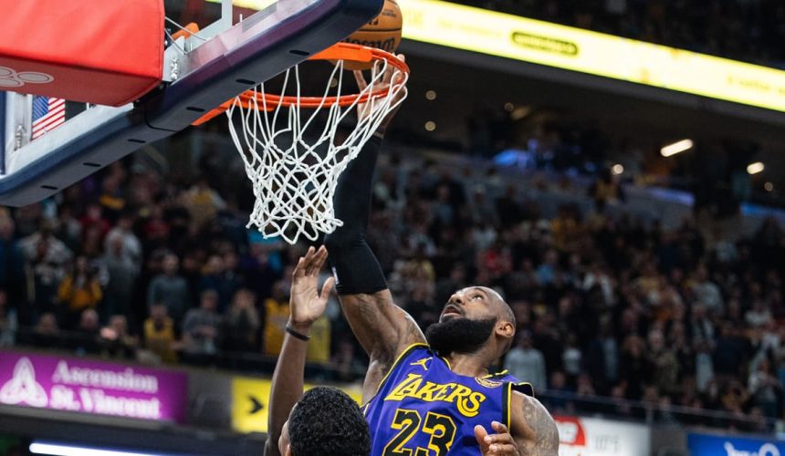 ¡Firme! Lebron James renueva contrato con los Lakers por 52,6 millones de dólares
