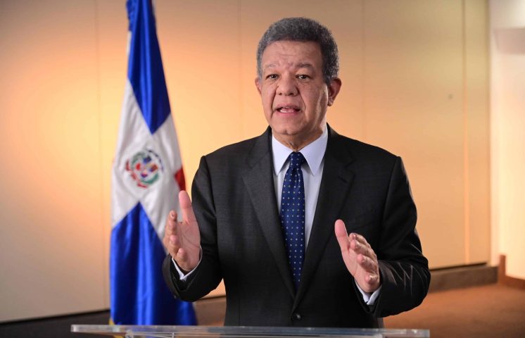 Leonel Fernández advierte hay que proteger frontera dominicana ante colapso del Estado haitiano