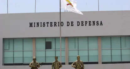 Ministerio de Defensa recibe arsenal decomisado en provincia Duarte