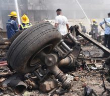 Encuentran un superviviente tras avión indio accidentarse con 242 pasajeros a bordo