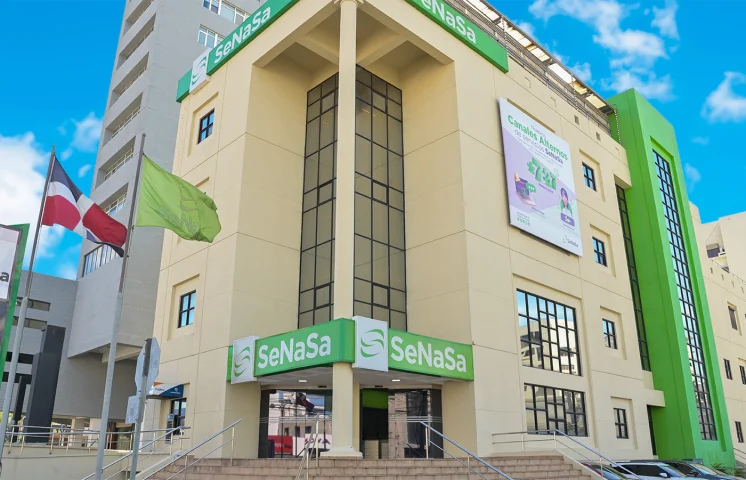 Martínez Pozo atribuye problemas de Senasa al populismo sin respaldo económico