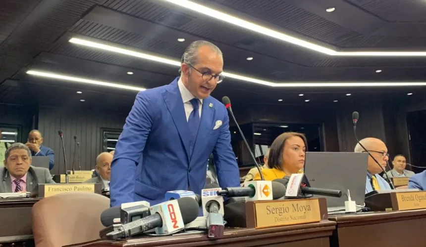 Diputado Gory Moya se querella contra Ingrid Jorge