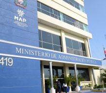 El MAP asegura más de 21 mil empleados públicos ya trabajan en el nuevo horario laboral