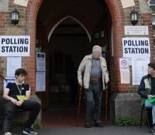 Reino Unido busca rebajar la edad de voto a los 16 años