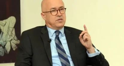 Domínguez Brito califica como una “mentira” la política migratoria del gobierno