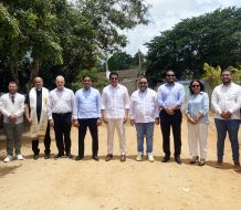Ministro de Turismo deja iniciado reconstrucción de vía de acceso en Jumunuco, Jarabacoa