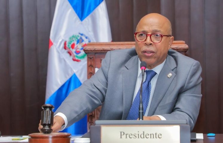 Diputados leen más de 100 modificaciones que se le harán al proyecto de reforma del Código Penal