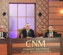 Abinader convoca al Consejo Nacional de la Magistratura para evaluar jueces de la SCJ