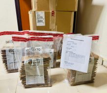 Confiscan en el AILA 75 láminas de presunta cocaína camufladas en cajas de tabaco