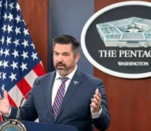 El Pentágono afirma que el ataque en Irán retrasó su programa nuclear por dos años