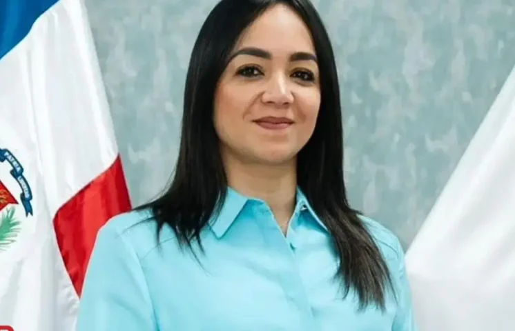 Faride Raful asegura defenderá personalmente su dignidad ante tribunales en caso contra Ángel Martínez