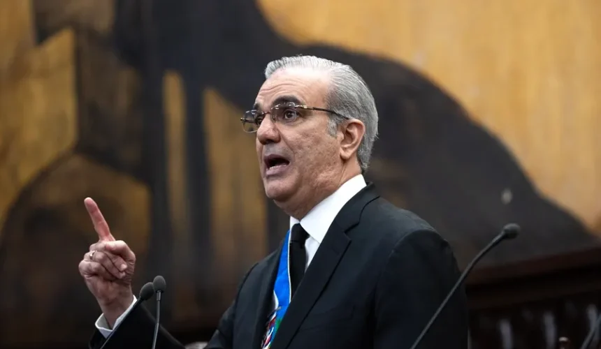 Luis Abinader afirma que ninguna de las bandas haitianas está cerca de la frontera