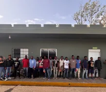 Detienen 40 nacionales haitianos indocumentados en operativos de seguridad fronteriza en Loma de Cabrera