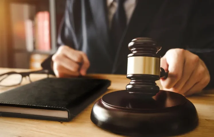 Imponen 20 y cinco años de prisión a miembros de red criminal de narcotráfico y lavado de activos
