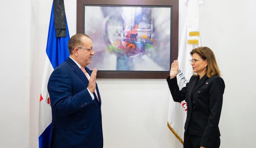 Raquel Peña juramenta este miércoles a Magín Díaz como ministro de Hacienda
