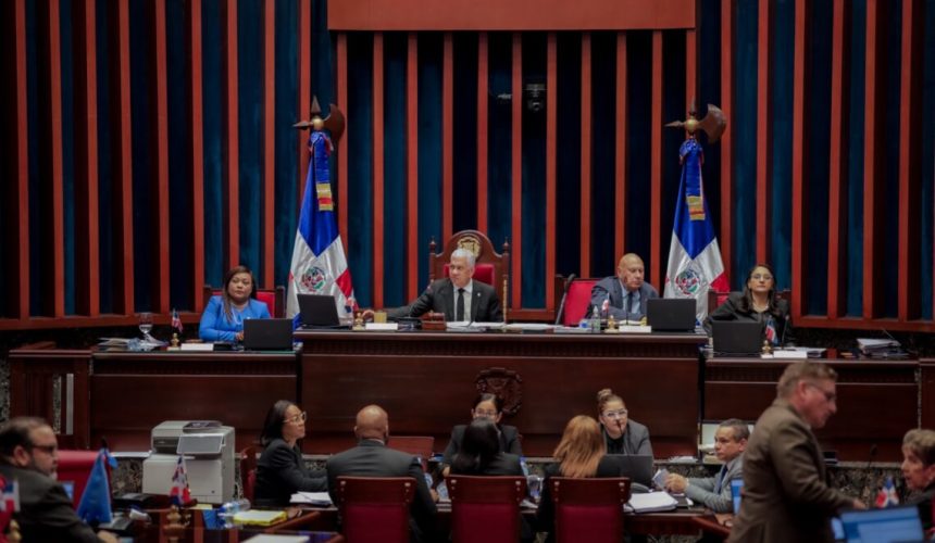Senadores posponen nuevamente discusión del Código Penal hasta el lunes
