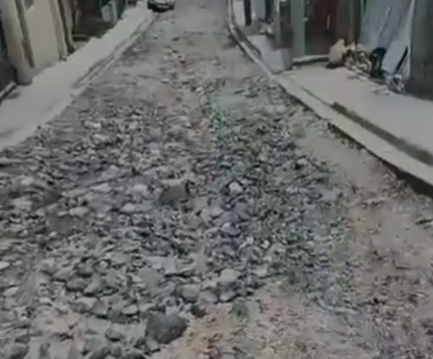 Residentes de Villa Mella exigen terminación de calles abandonadas por Obras Públicas