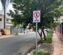 Piden restablecer doble vía en calle Caonabo, en Gazcue