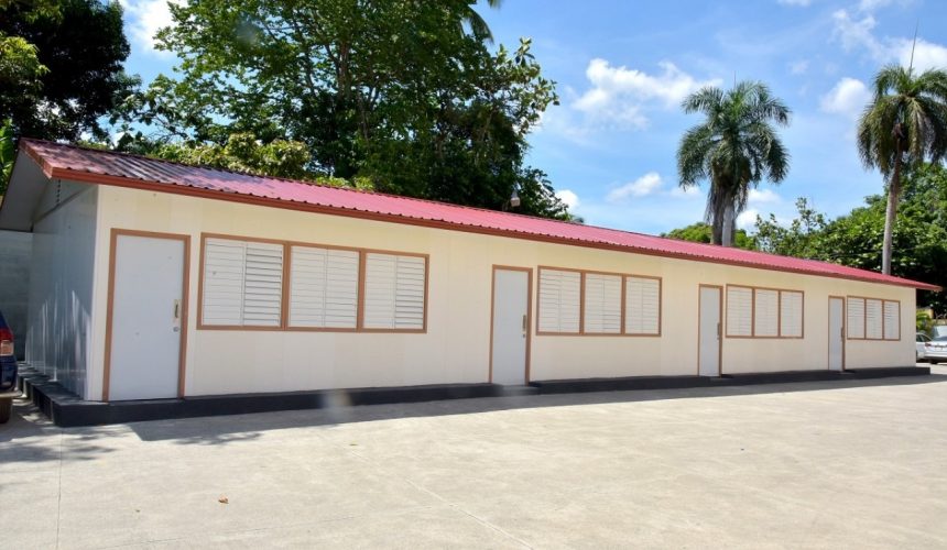 Se implementarán aulas móviles en el Centro Educativo Cristo Rey 