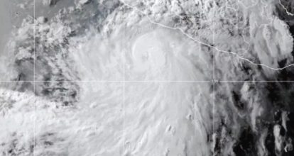 La tormenta Flossie se convierte en huracán cerca de las costas de México