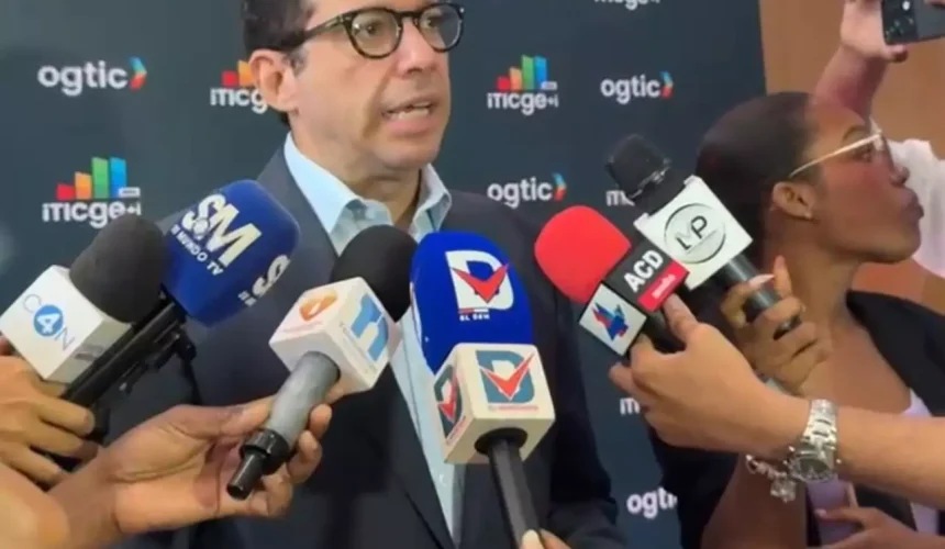 Desde el 7 de julio, todas las entidades públicas trabajarán con horario escalonado, dice ministro Freund