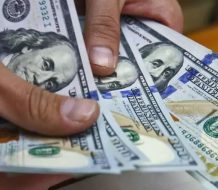 EE.UU. aplicará impuesto del 1 % a todas las remesas enviados desde el país
