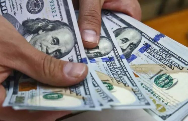 EE.UU. aplicará impuesto del 1 % a todas las remesas enviados desde el país