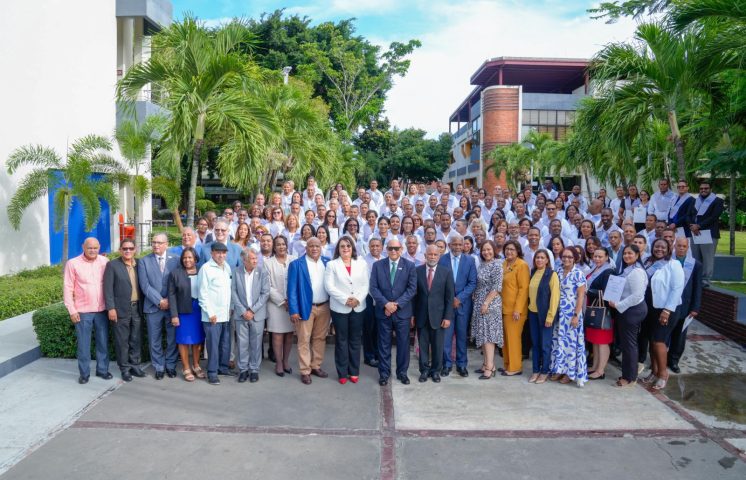 INFOTEP entrega certificados a 230 dirigentes de la ADP tras culminar Diplomado en Gestión de Procesos Formativos