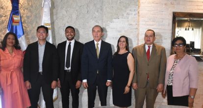 El MESCyT lanza moderna herramienta de inteligencia artificial para la enseñanza del inglés a gran escala en América Latina