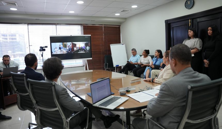 RD y Ecuador firman acuerdo fortalecerá confianza en transacciones digitales