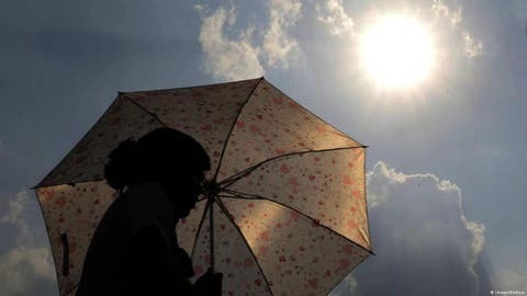Prevén cielo soleado en horas matutinas y lluvias locales hacia el interior del país en la tarde