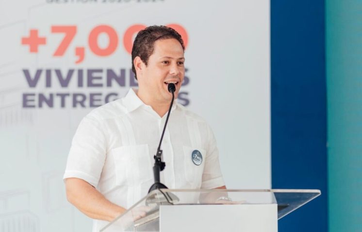 Ministro de Vivienda Carlos Bonilla se pronunciará este lunes sobre conflicto con Fedodin
