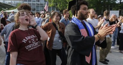El Gobierno de Trump ordena a la Universidad de Harvard entregarle documentos sobre sus estudiantes extranjeros