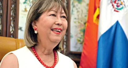 Rosa NG Báez califica de “injusto” el cierre de negocios chinos en RD