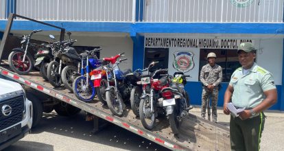 Retienen 20 motocicletas y detienen a 12 personas durante carreras clandestinas