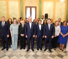 Abinader juramenta Comité Científico del HUB de Innovación Punta Bergantín