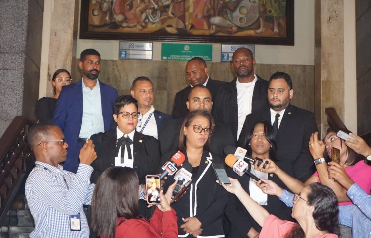 MP solicita prisión preventiva contra 10 militares y civiles arrestados en Operación Lobo