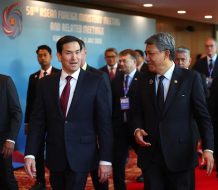Rusia y EE.UU. hablan sobre la solución pacífica de las crisis en Ucrania, Irán y Siria
